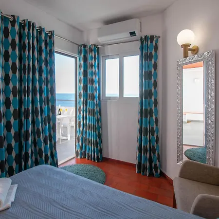 By The Beach By Ocvillas Apartment